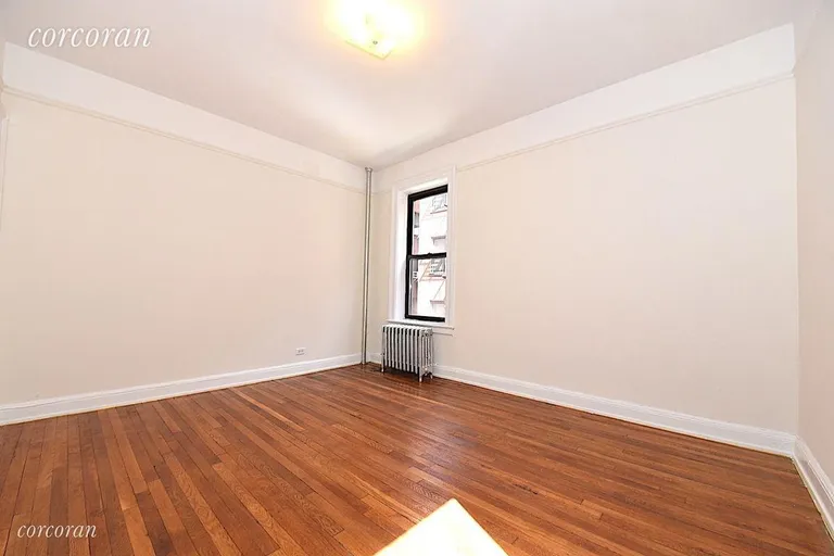 New York City Real Estate | View 25-41 30th Road, 2B | room 4 | View 5