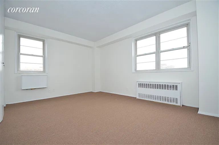 New York City Real Estate | View 47-30 59th Street, 5C | room 2 | View 3
