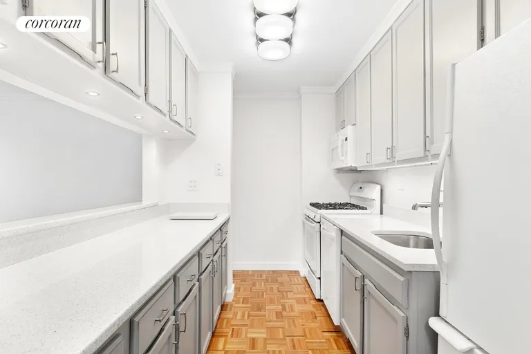 New York City Real Estate | View 531 Main Street, 425 | sleek, modern renovated Kitchen | View 3