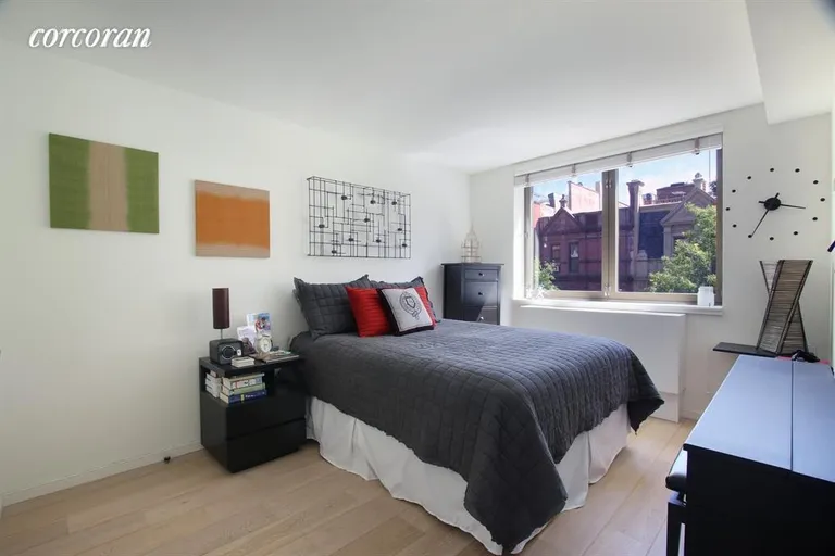 New York City Real Estate | View 101 West 87th Street, 504 | room 2 | View 3