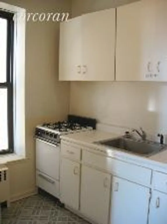 New York City Real Estate | View 140 Claremont Avenue, 2H | room 2 | View 3