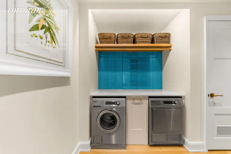 New York City Real Estate | View 275 West 10th Street, 6D | Laundry | View 16