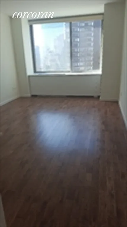 New York City Real Estate | View 111 West 67th Street, 20D | Hardwood floors | View 6