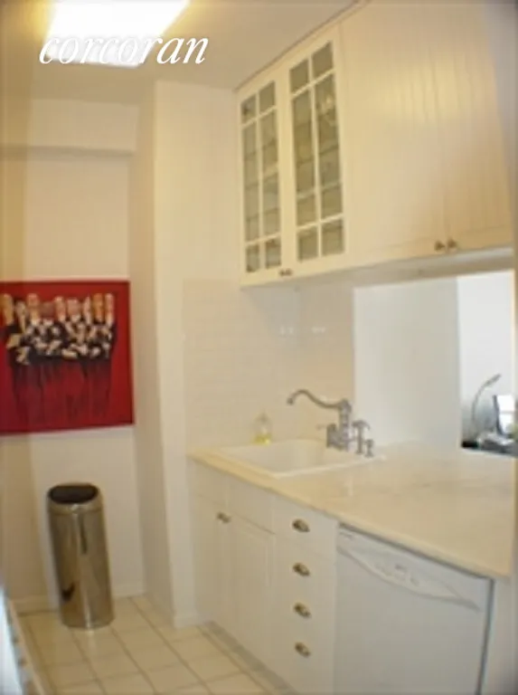 New York City Real Estate | View 111 West 67th Street, 20D | room 2 | View 3