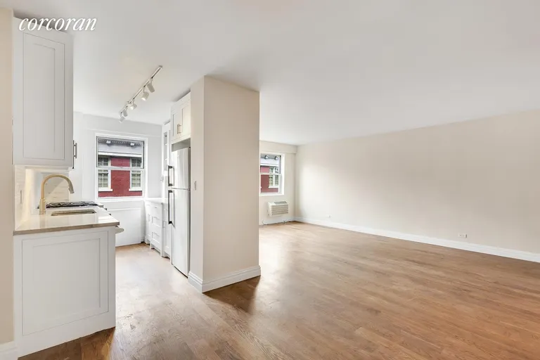 New York City Real Estate | View 404 East 66th Street, 6F | room 1 | View 2