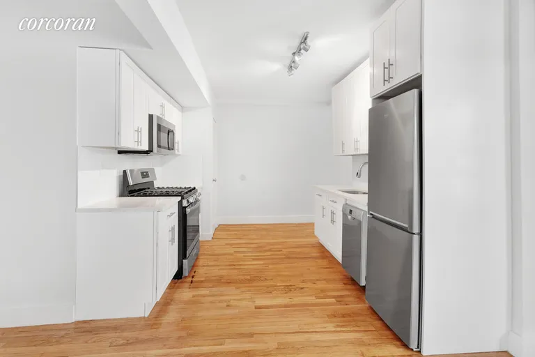 New York City Real Estate | View 160 Ocean Parkway, 5H | room 2 | View 3