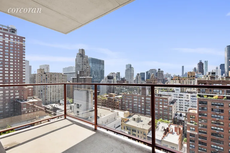 New York City Real Estate | View 308 East 72Nd Street, 19C | room 3 | View 4