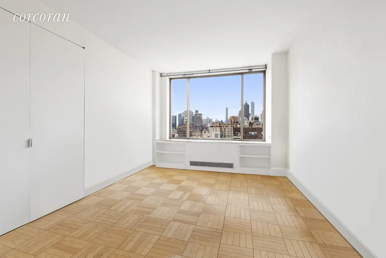 New York City Real Estate | View 308 East 72Nd Street, 19C | room 6 | View 7