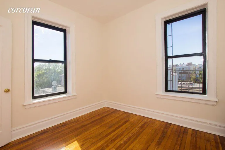 New York City Real Estate | View 30-86 32nd Street, 38 | room 4 | View 5