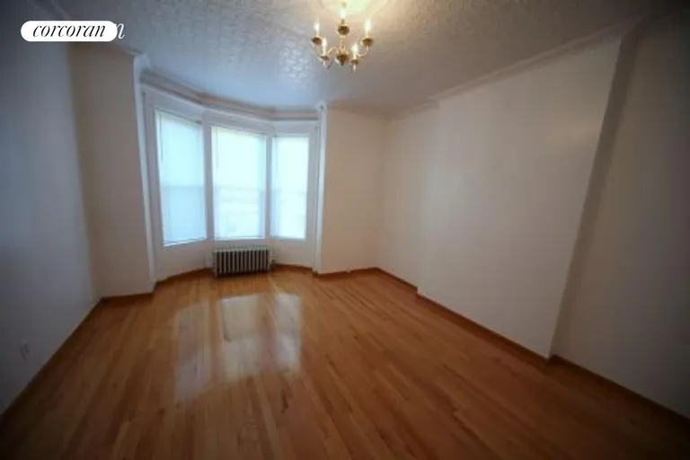 New York City Real Estate | View 219 5th Avenue, 4L | 2 Beds, 1 Bath | View 1