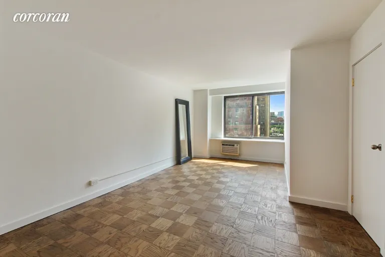 New York City Real Estate | View 372 Central Park West, 11T | room 2 | View 3