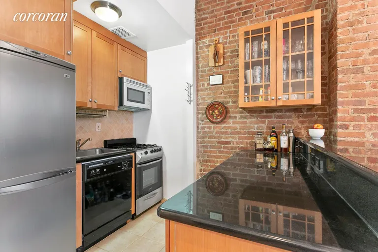 New York City Real Estate | View 27 West 89th Street, C | room 3 | View 4