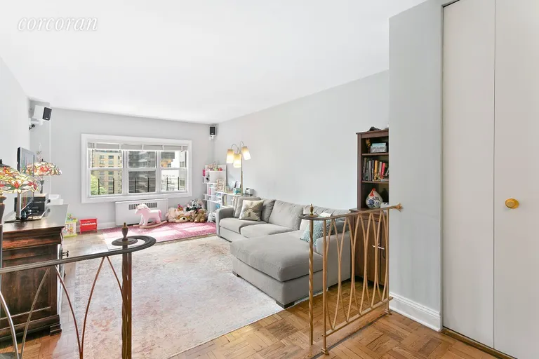 New York City Real Estate | View 301 East 48th Street, 15J | 1 Bed, 1 Bath | View 1