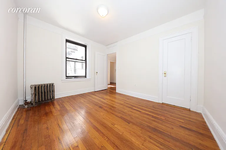 New York City Real Estate | View 32-02 34th Avenue, 6B | room 3 | View 4