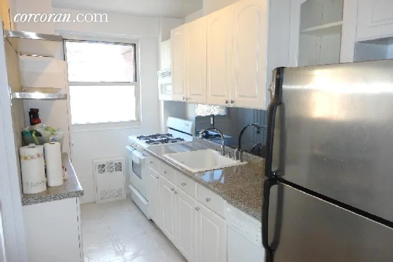 New York City Real Estate | View 191 Willoughby Street, 7C | Kitchen | View 8