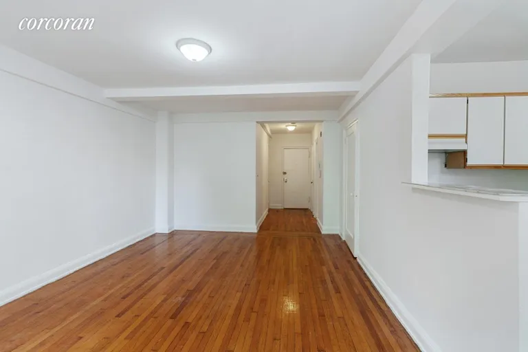 New York City Real Estate | View 101 Lafayette Avenue, 3C | Spacious with hardwood floors throughout! | View 4
