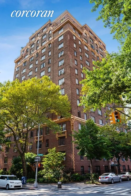 New York City Real Estate | View 101 Lafayette Avenue, 3C | BEAUTIFUL BROOKLYN CASTLE! | View 6
