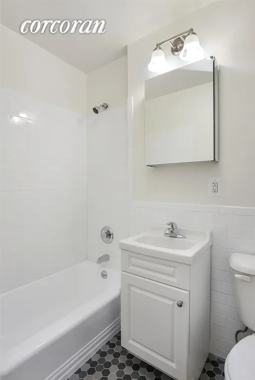 New York City Real Estate | View 259 West 12th Street, 4A | Bathroom | View 3
