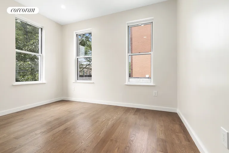 New York City Real Estate | View 453 Autumn Avenue, 2F | room 3 | View 4