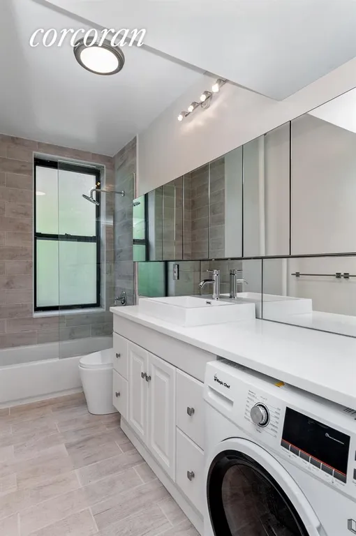 New York City Real Estate | View 160 Wadsworth Avenue, 207 | Bathroom | View 4