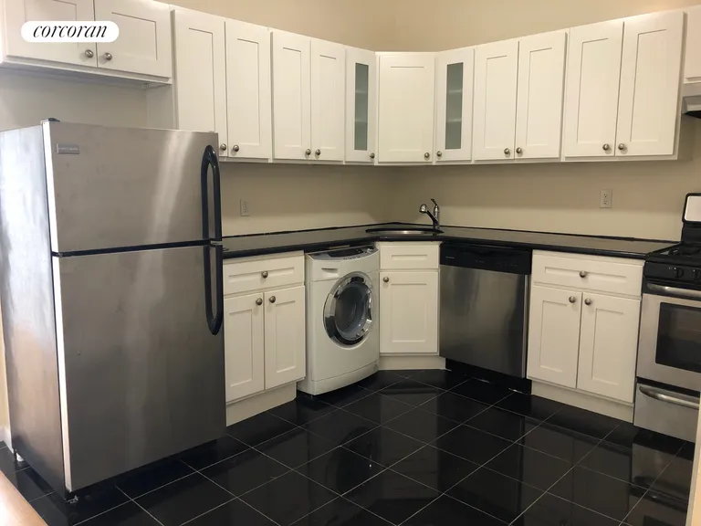 New York City Real Estate | View 219 5th Avenue, 5R | 2 Beds, 1 Bath | View 1