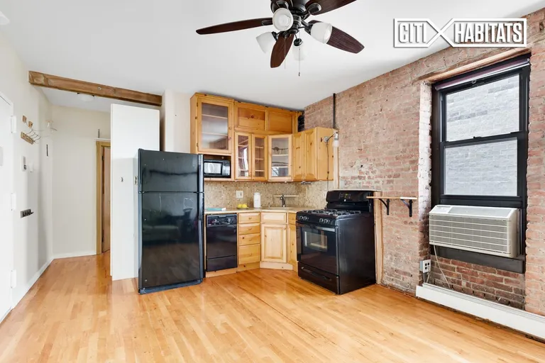 New York City Real Estate | View 14-17 31st Avenue, 3 | room 2 | View 3