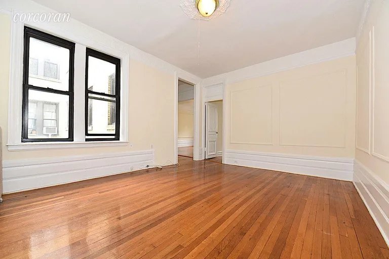 New York City Real Estate | View 30-86 32nd Street, 28 | room 3 | View 4