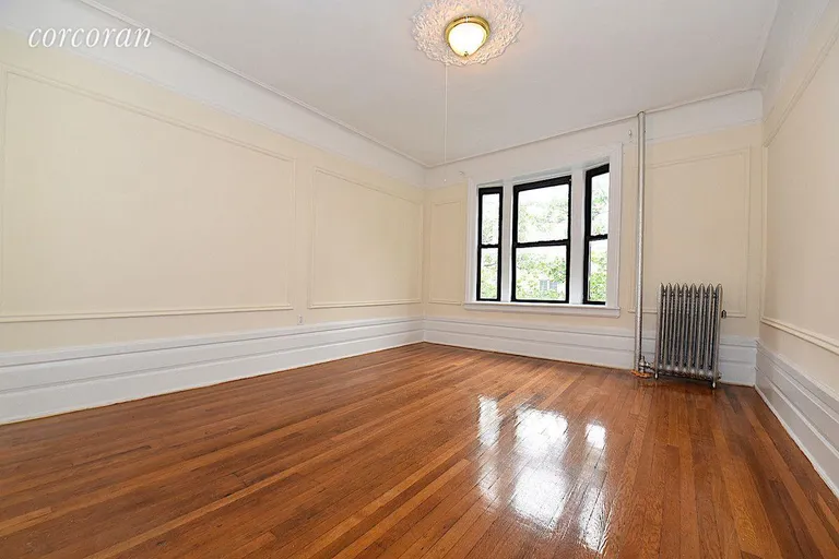 New York City Real Estate | View 30-86 32nd Street, 28 | room 1 | View 2