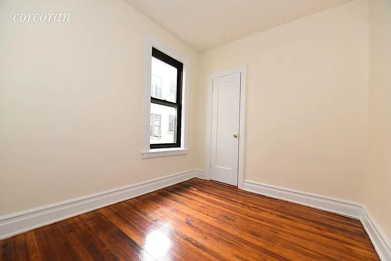 New York City Real Estate | View 30-86 32nd Street, 28 | room 8 | View 9