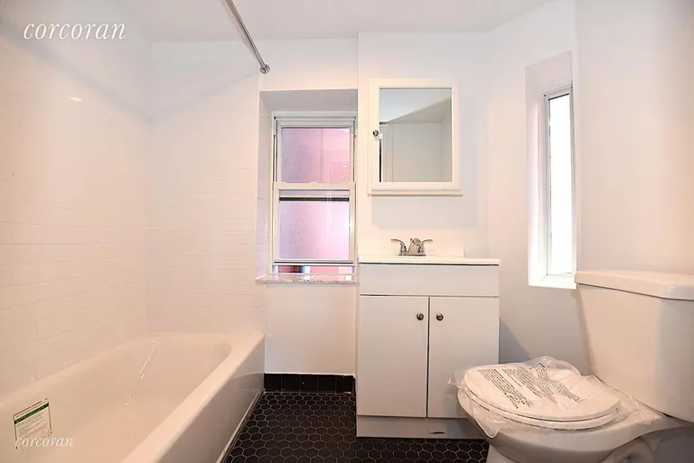New York City Real Estate | View 186 Franklin Street, C14 | room 9 | View 10