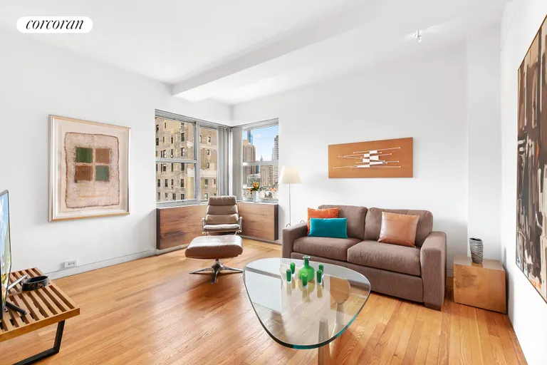 New York City Real Estate | View 5 Riverside Drive, 19D | 2nd bedroom used as den w 2 exposures | View 8