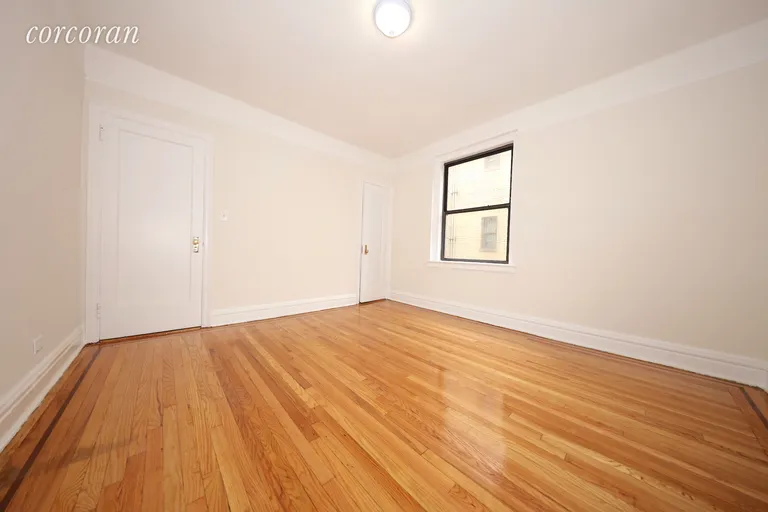 New York City Real Estate | View 25-90 35th Street, 5L | room 7 | View 8