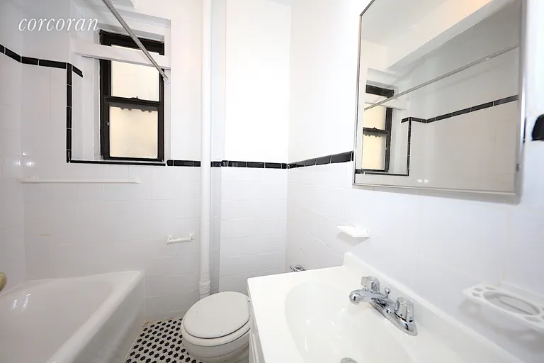New York City Real Estate | View 25-90 35th Street, 5L | room 9 | View 10