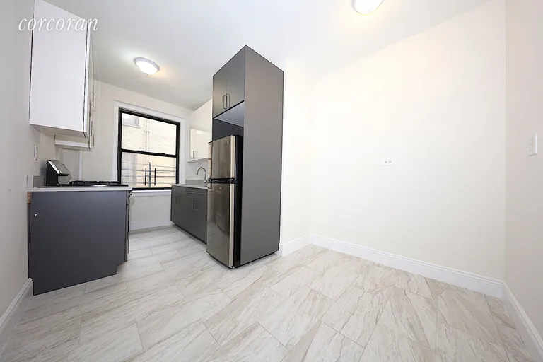 New York City Real Estate | View 25-90 35th Street, 5L | room 1 | View 2