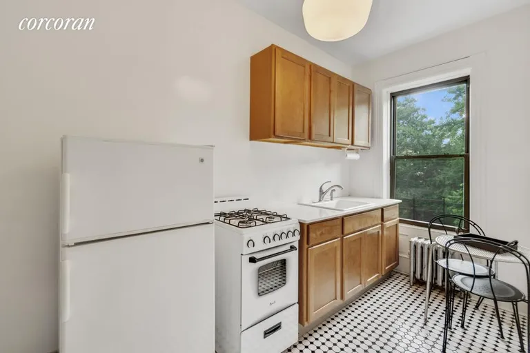 New York City Real Estate | View 288 Park Place, 3 | room 4 | View 5