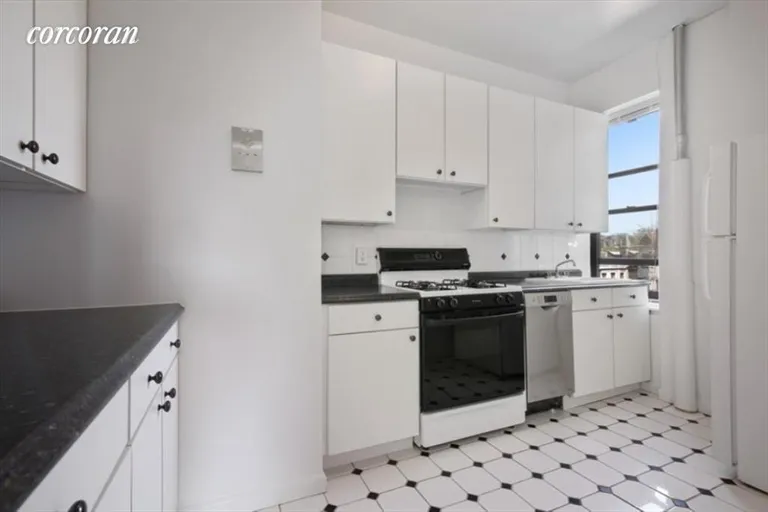 New York City Real Estate | View 575 3rd Street, 5D | room 3 | View 4