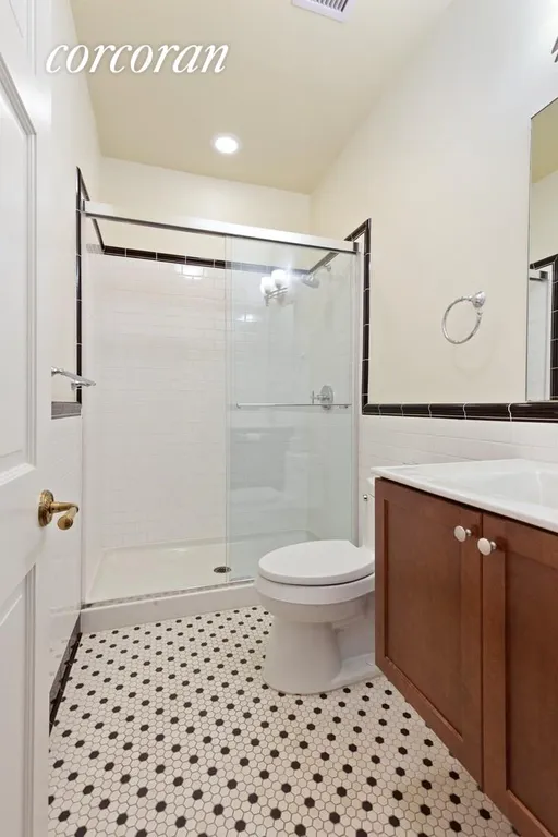 New York City Real Estate | View 489 Hudson Street, 1 | 2nd Bathroom | View 4