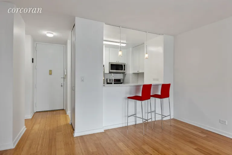 New York City Real Estate | View 145 East 48th Street, 18A | room 1 | View 2