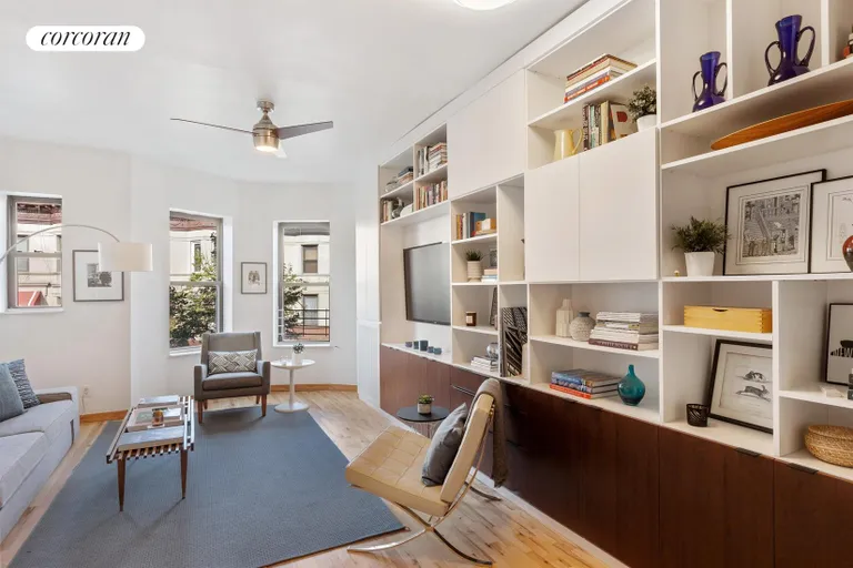 New York City Real Estate | View 454 15th Street, 2L | 2 Beds, 1 Bath | View 1