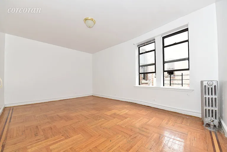 New York City Real Estate | View 2710 Valentine Avenue, 55 | room 2 | View 3