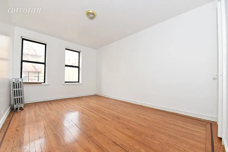 New York City Real Estate | View 2710 Valentine Avenue, 55 | room 4 | View 5