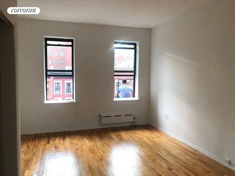 New York City Real Estate | View 1575 Third Avenue, 5A | room 1 | View 2