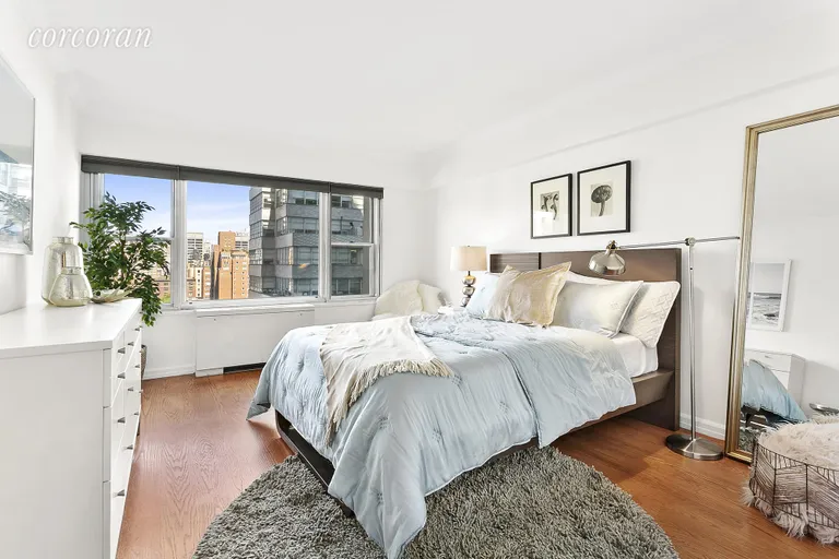New York City Real Estate | View 118 East 60th Street, 15E | room 2 | View 3