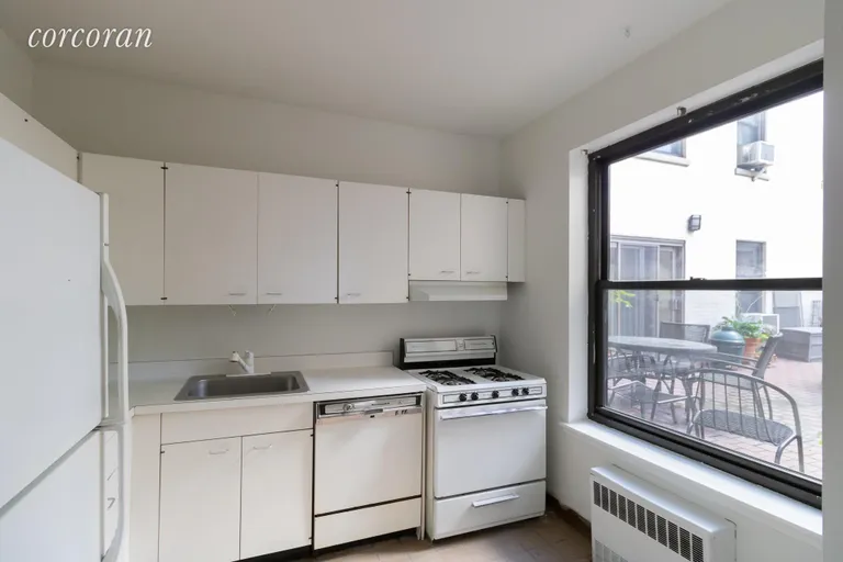New York City Real Estate | View 101 West 81st Street, 201 | room 1 | View 2