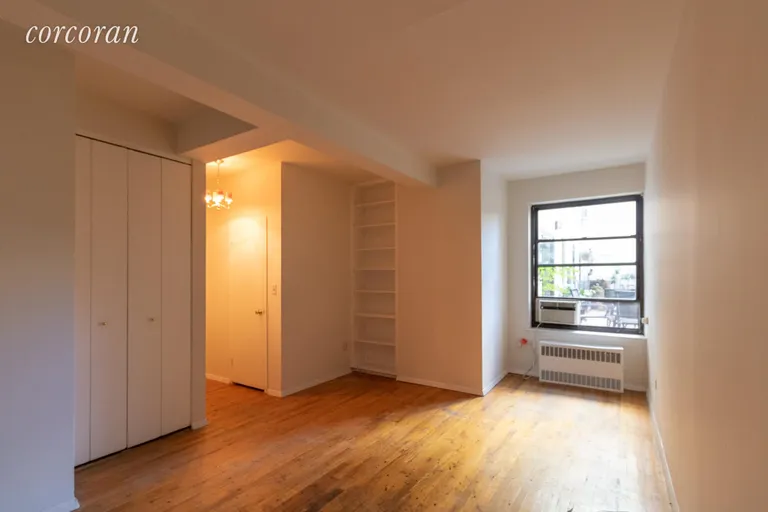 New York City Real Estate | View 101 West 81st Street, 201 | room 3 | View 4