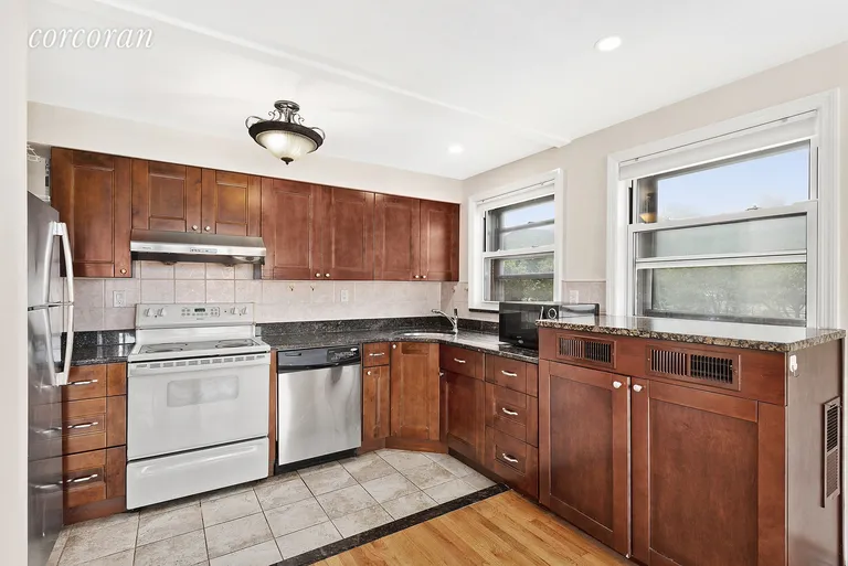 New York City Real Estate | View 25-40 Shore Boulevard, 1K | room 3 | View 4