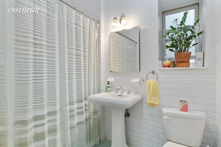 New York City Real Estate | View 145 Prospect Park West, 2F | Bathroom | View 4