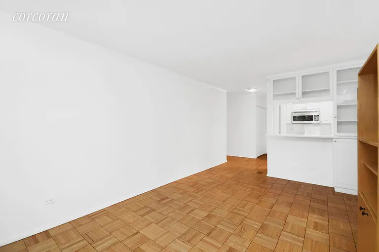 New York City Real Estate | View 130 West 79th Street, 3E | room 2 | View 3