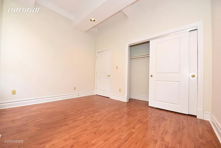 New York City Real Estate | View 45-02 Ditmars Boulevard, 323 | room 6 | View 7