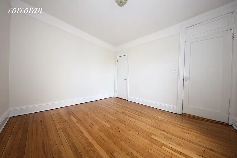 New York City Real Estate | View 32-20 34th Avenue, 6C | room 4 | View 5